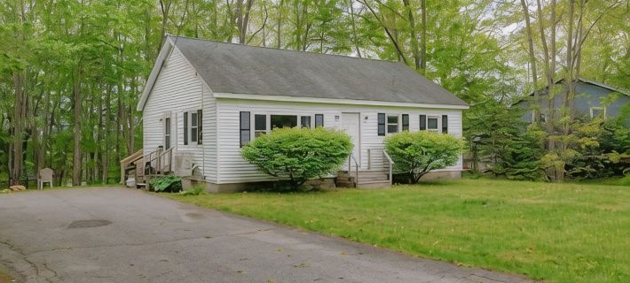 3-bedroom Cozy Home in Ellsworth with AC, WiFi エルズワースのホテル