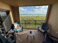 Ocean view oasis