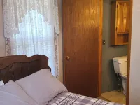Beautiful home located near Beautiful lake, parks & Aquatic center Hotels in Dodge County
