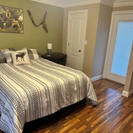 1-bedroom guest suite private entrance and private bathroom. No shared space!