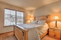 Ski In / Ski Out Enjoy the beautiful mountains and watch the skiers go by! - Wi-Fi