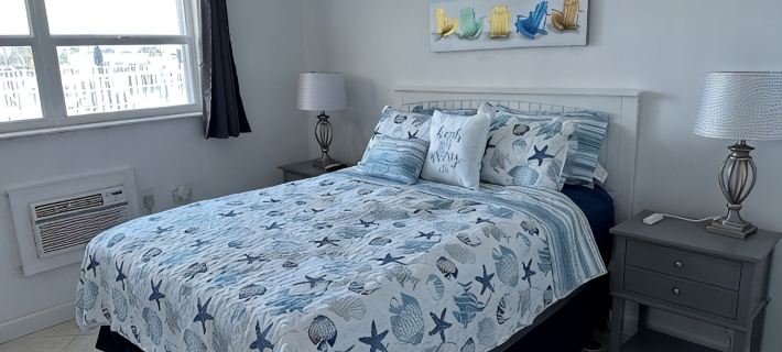Cozy 1 bedroom 1 bath condo minutes from Sombrero beach. Các khách sạn ở Marathon