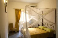 Somone: large air-conditioned villa with swimming pool, 10 people *, between Sea and Lagoon