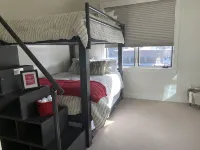 Stunning BRAND NEW Luxury condo in heart of downtown WP on the top floor - Balkoner