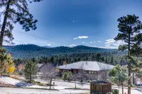 Bright & Spacious Modern Home • Mountain Views  • Lic: 331222