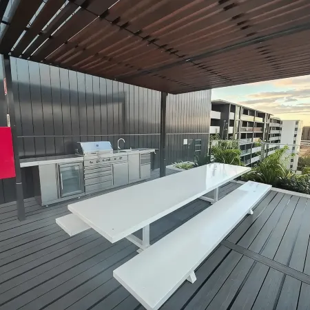 Modern 1-bedroom Unit in Dicksonnear Shops