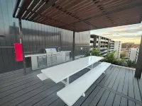 Modern 1-bedroom Unit in Dicksonnear Shops - 3-Sterne