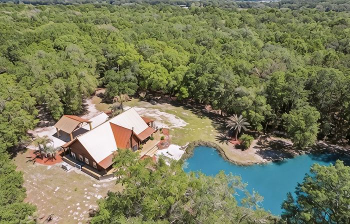 2 story Florida Cypress Cabin