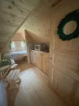 Cabane, Hébergement Insolite, Tout Confort Jusqu'à 3 Personnes - Chalets