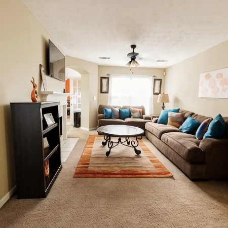 Cozy 3 bedroom, Centrally Located, Perfect for a family
