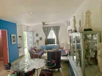 Home with pool and close 7 minutes to the beach,  Pet-Friendly