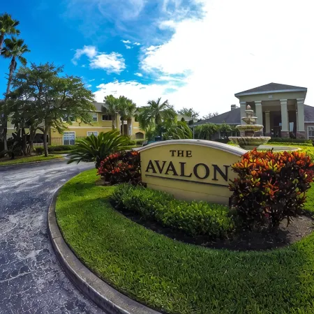 Avalon at Clearwater friendly 2 bedroom