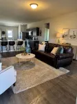 Suburban Retreat with Cozy Comforts - 4 étoiles