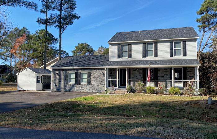Teal Bay Getaway- Waterfront, 2 Masters, Pet Friendly, 5+ Bedrooms, Sleeps 17+