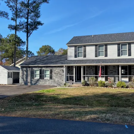 Teal Bay Getaway- Waterfront, 2 Masters, Pet Friendly, 5+ Bedrooms, Sleeps 17+
