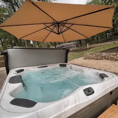 Rock House Retreat w/Hot Tub and Fireplace. Pet Friendly!