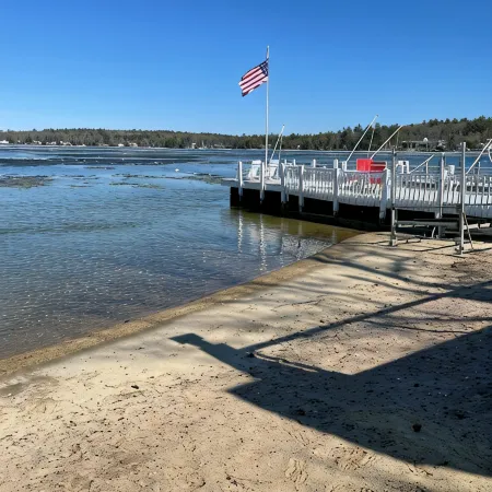 Weirs Beach - PRIME LOCATION!!!