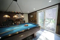 Only 10min away from Mountain Creek, beautiful spacious house with Mountain View