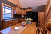 #2Cabins cottages,fishing,creeks, ponds,nature trails,anniversaries celebrations - 4-Star