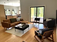 Pine Lodge: 2-bedroom vacation home minutes to Acadia National Park - Homestays