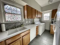 Cozy Double King Suite Bungalow Hotels in Great Bend