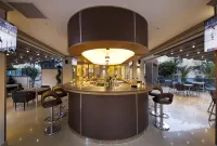 Aurasia Design Hotel - bar