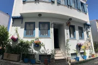 Bozcaada Basak Konukevi