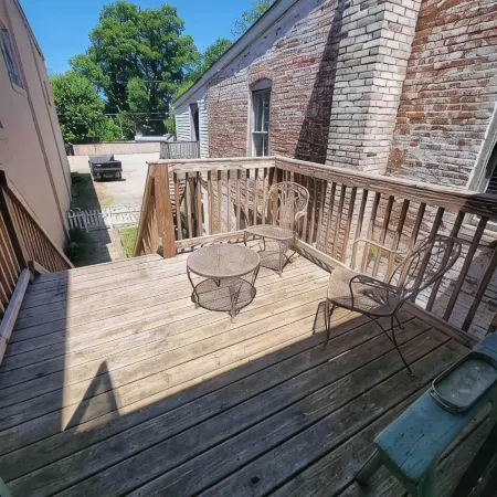 Stay downtown within walking distance of restaurants, shopping, and breweries!