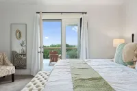 The Point Serene Hill Country Views with Pool & Hot Tub - Parvekkeita