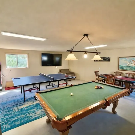 7 Bedroom Oceanfront in Dillon Beach with spa