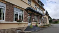 Au Wingenerhof - Bed and Breakfasts
