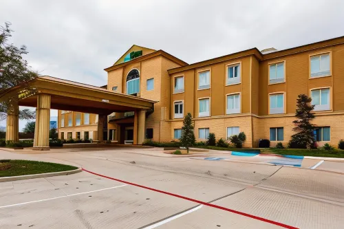 Holiday Inn Express & Suites GLEN ROSE by IHG - 3-نجوم