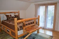 Luxurious Lodging in the Wind River Canyon - Homestays