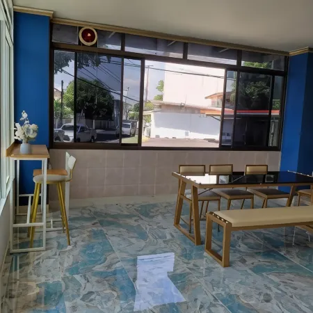 Metro Residence