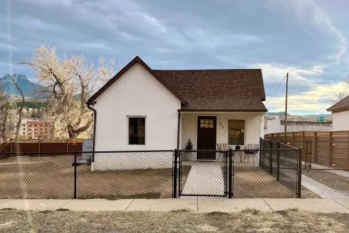 Kit Carson Bungalow: AC/Heat + Pets Free! - 3-Star