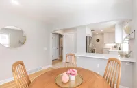 Updated 3 bed + office ranch home close to Downtown Madison - Bungalows