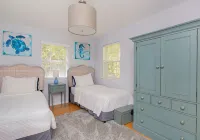 2026 Summer Rental Available in East Hampton. Private Bay Beach Community!