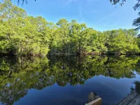 Riverfront Cabin Near Rainbow Springs 5Br 4BA Sleeps 16 Hot Tub Kayaks Game Room - Chalets