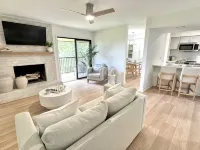 Peaceful & Convenient 2BR Near Ballantyne - Bungalows