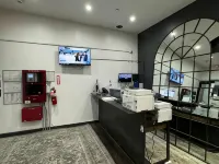 Tribeca Hotel FiDi Các khách sạn gần Trung tâm mua sắm Century 21