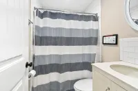 NEW!Charming 2-bedroom apartment in Auburn close to Campus! - ที่มีสระว่ายน้ำ