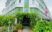 Swan Garden Hotel