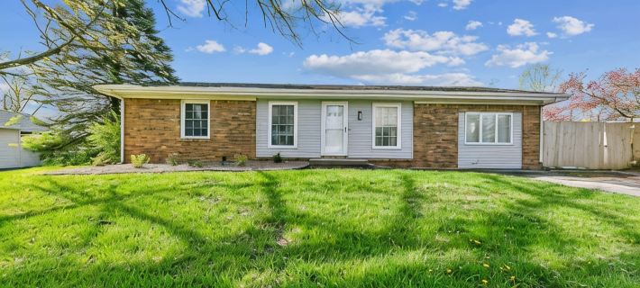 Clifty Falls Family Getaway-Sleeps 8--3 Miles to Historic Downtown & River Front Các khách sạn ở Madison