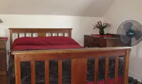 Hill Country getaway - Next to Hamilton Pool