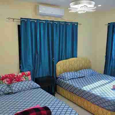 HASMATULLAH HOLIDAY APARTMENT 2-bedroom with WiFi & AC in delightful Sigatoka Rooms