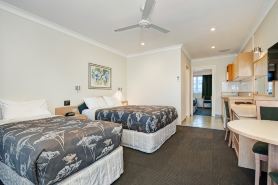 Colonial Terrace Motor Inn