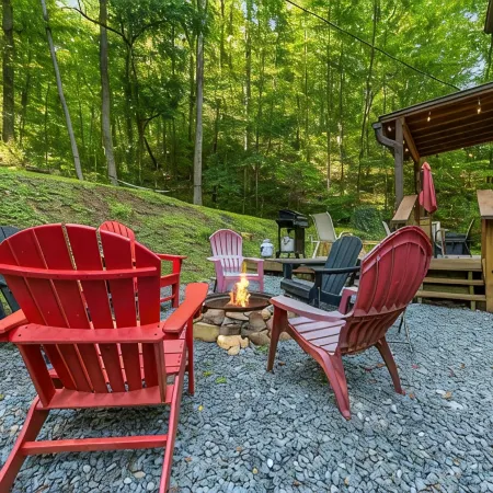 Close to Town and Nature! Trailer Parking/Easy Access, New Hot Tub, Dog Friendly