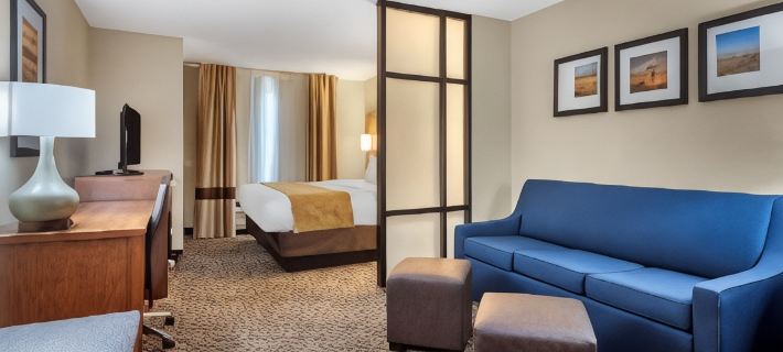 Comfort Suites Manhattan Hotels in Riley County