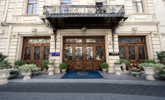 Sapphire City Hotel