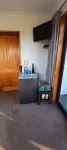 Hill Top Retreat  homestay - With  270 degrees stunning Views ! - 3-Star